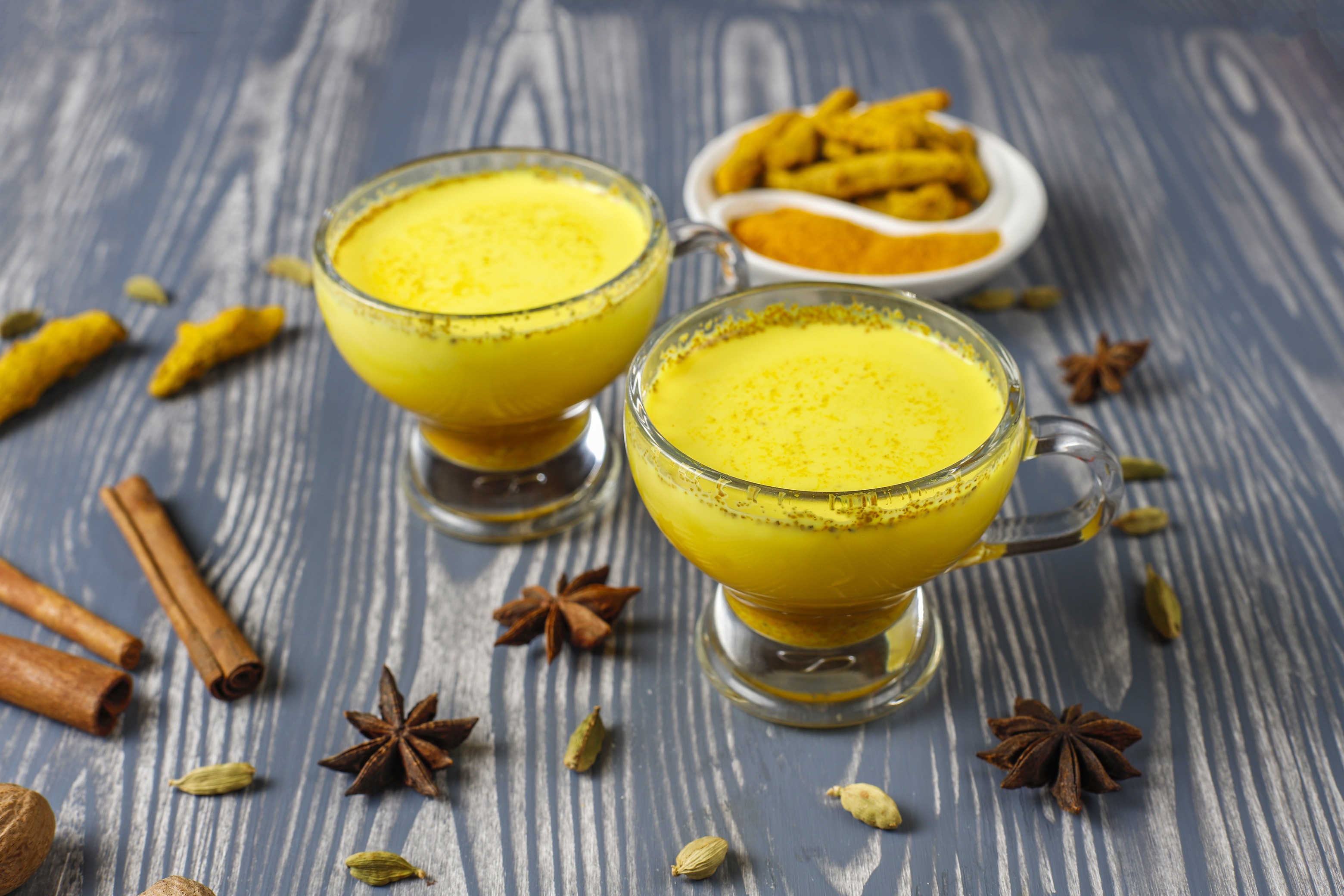 Traditional indian drink turmeric golden milk (2)