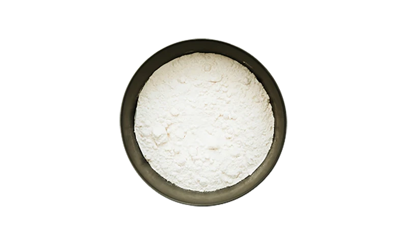 Bowl of white creatine powder